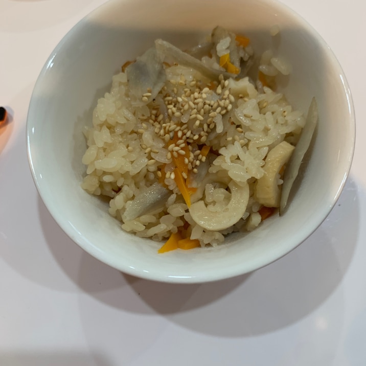 めんつゆで簡単!ちくわの炊き込みおこわ